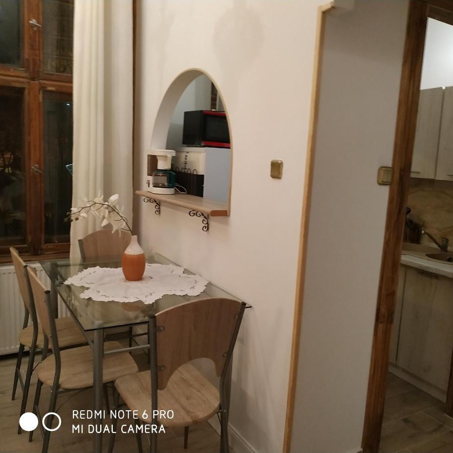 Pod Zamkiem Apartment *